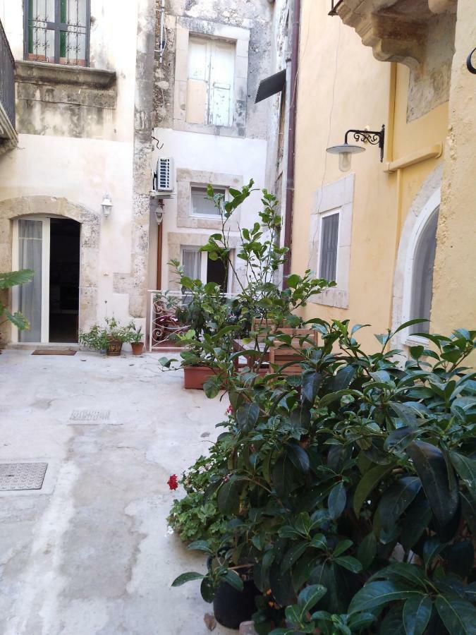 Dream Suite In Ortigia Syracuse Eksteriør bilde